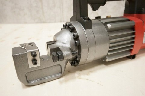 Przecinarka do zbrojenia 900W RC16G 4PRO Przecinarka do zbrojenia 900W RC16G 4PRO
